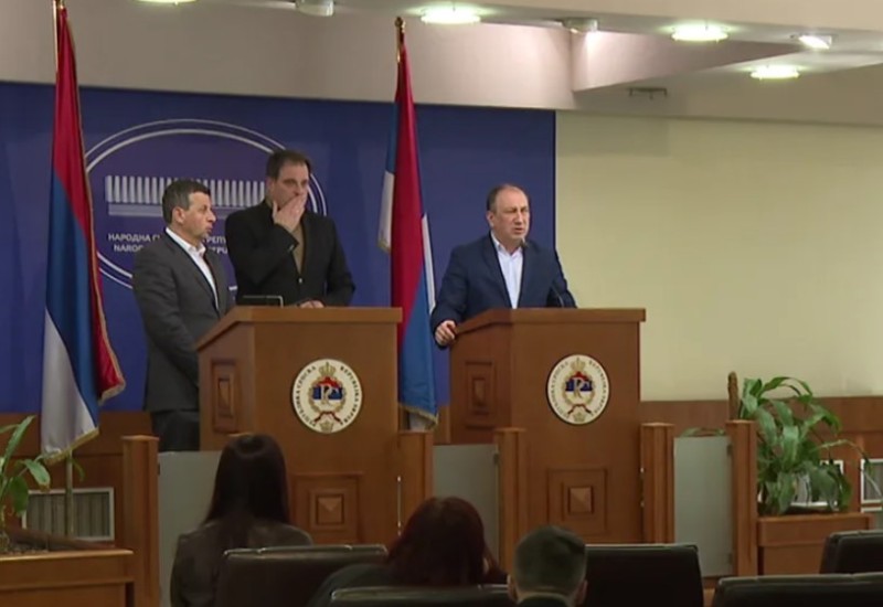 Crnadak poziva na okupljanje opozicije, Vukanović ima uslov