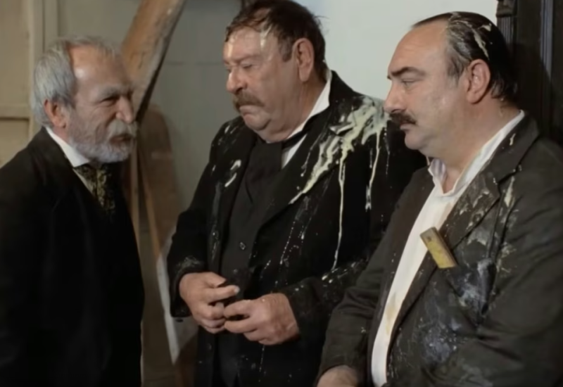 Evo kako danas izgleda kuća Topalovića iz kultnih "Maratonaca": "Šta će biti s kućom?" Bili je nije zapalio, ali...