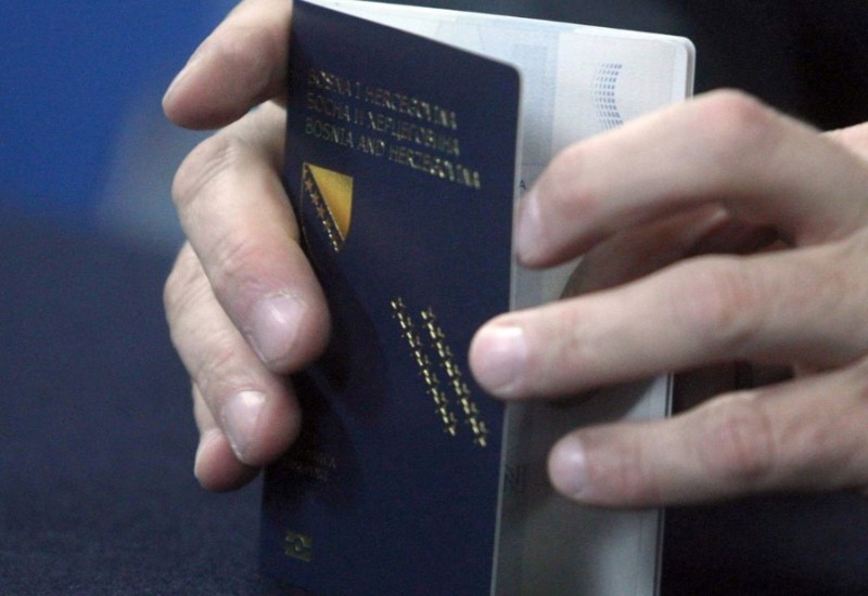 Ko sve ima pravo na diplomatski pasoš