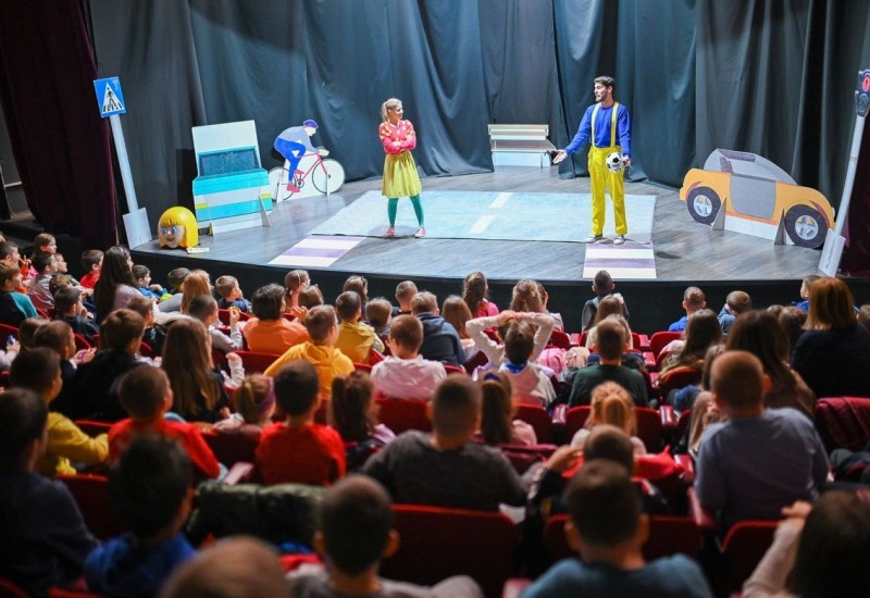 "Mirka" učila osnovce o saobraćaju