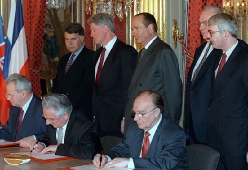 Na današnji dan potpisan Dejtonski mirovni sporazum