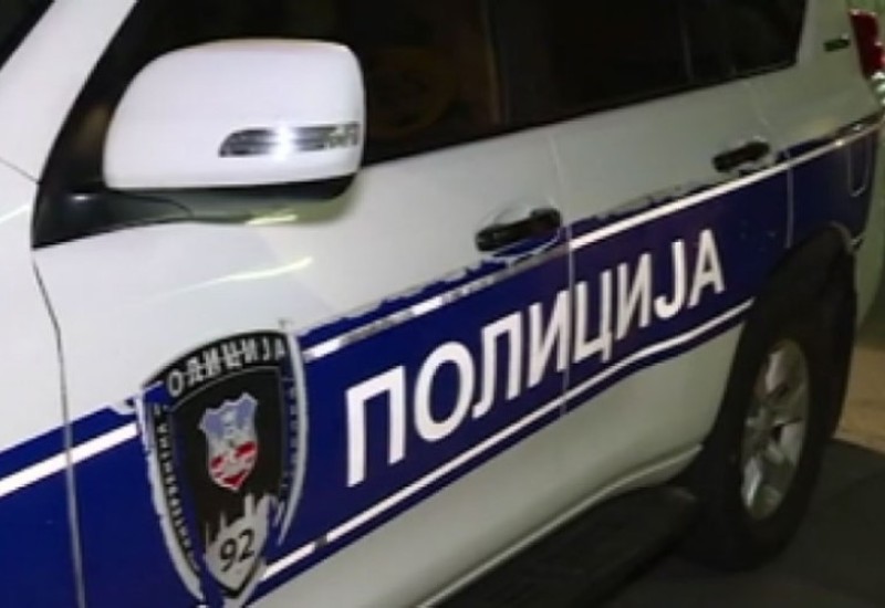 Policija zaustavljala muškarca, on ih napao, pa ujeo