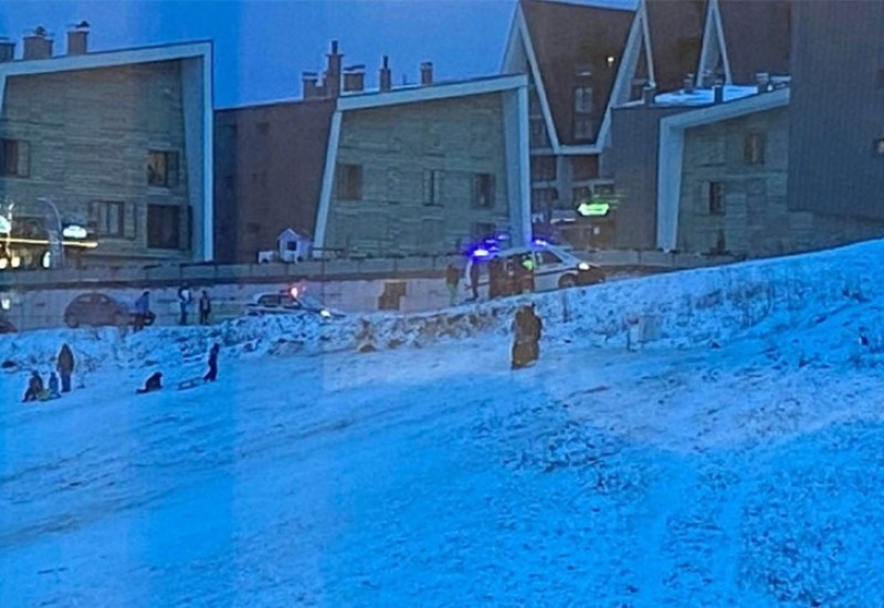 Nezgoda na Bjelašnici: Jedna osoba povrijeđena nakon udara sanki