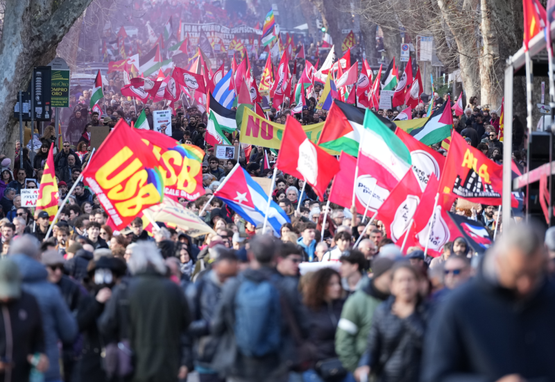 Protest u Rimu protiv referenduma o pravosuđu, spaljene slike Meloni i ministra pravde