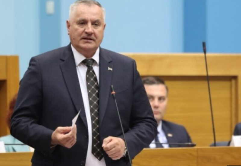 Višković tvrdi da kruži lažna informacija: Gnusna laž, udar na moj integritet