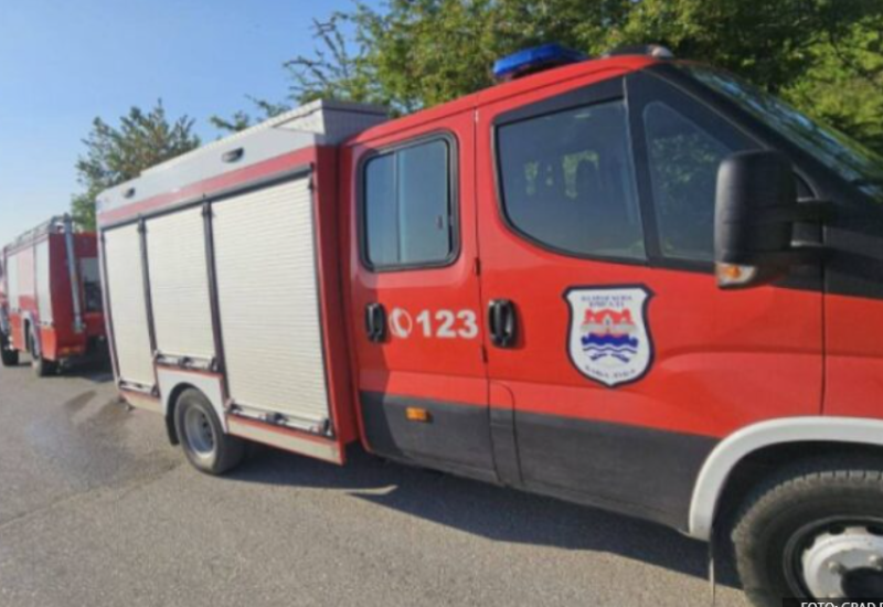 Nesvakidašanja intervencija: Dijete u Banjaluci zaglavilo prst, reagovali vatrogasci