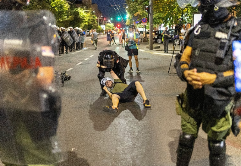 Policijski načelnik u Srbiji smijenjen jer nije htio udariti na građane?