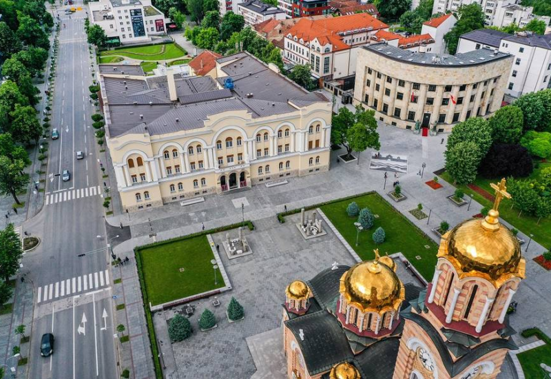 Tokom dana toplije uz oblačno vrijeme i sunčane periode
