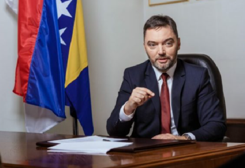 KOŠARAC: Republika Srpska neće platiti cijenu bilo koje pozicije u Sarajevu