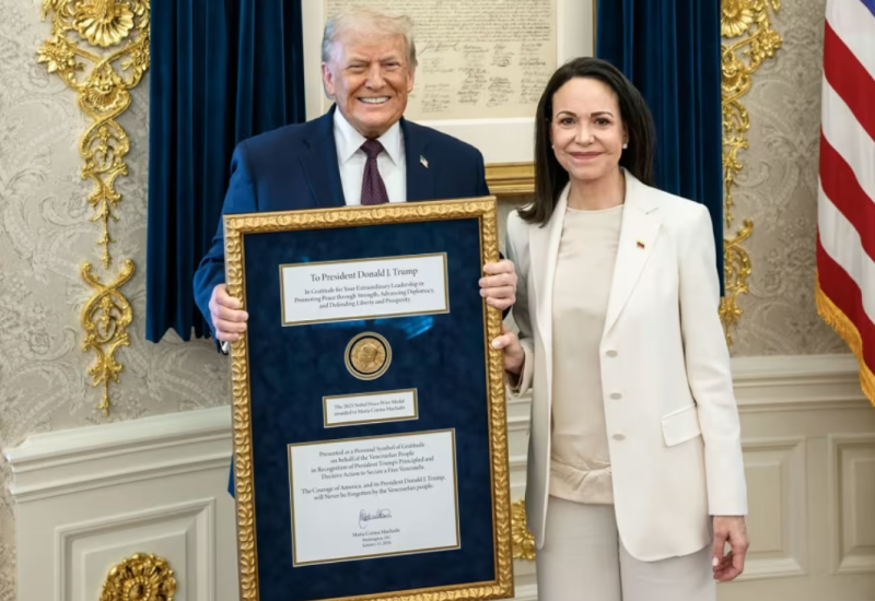 Mačado uručila Trampu svoju Nobelovu nagradu za mir!