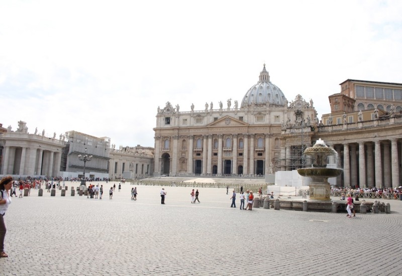 Pojačane mjere bezbjednosti u Bazilici Svetog Petra: Vatikan steže obruč, ali bez „militarizacije“