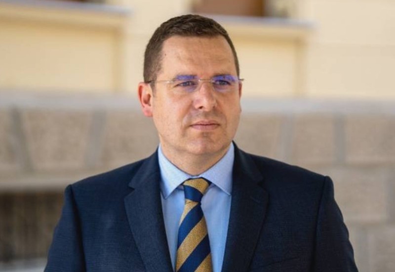 KOVAČEVIĆ: Za razliku od Alije koji je žrtvovao mir za BiH, Bakir je spreman žrtvovati mir za vlast i fotelje