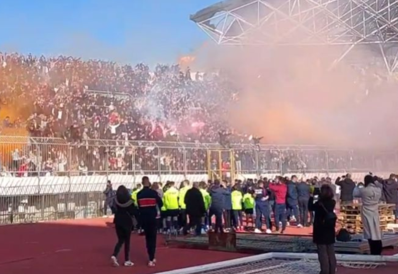 Fešta na Poljudu za Hajdukove klince: Torcida se poklonila polufinalistima Lige šampiona (VIDEO)