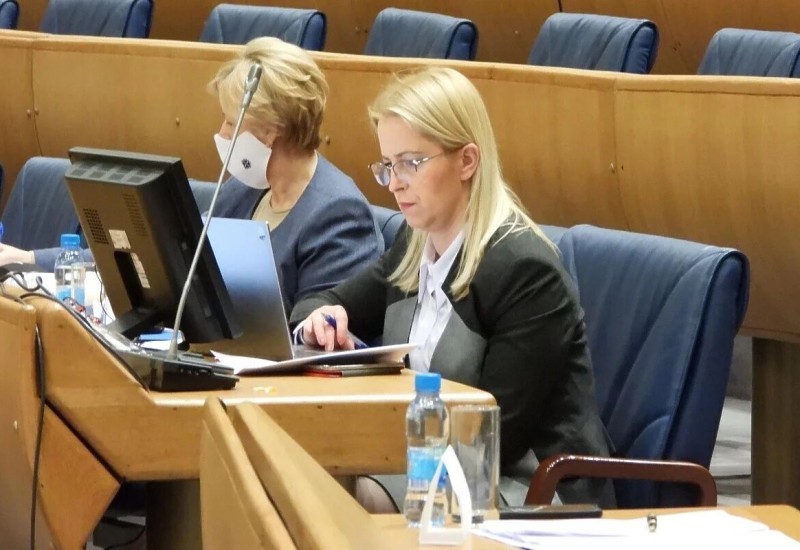 BURSAĆ: SNSD je jasno protiv ulaska u NATO, za razliku od Trivićeve i njenih kolega