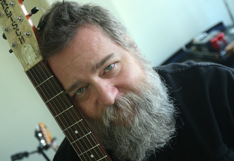 NA 57. ROĐENDAN: Kolja Pejaković sa Grobovlasnicima objavio peti album (VIDEO)