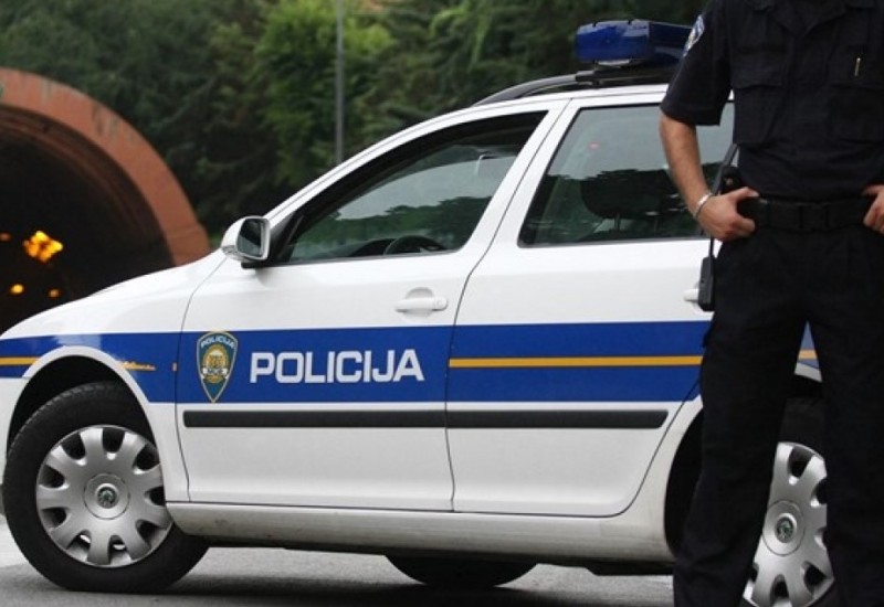 Dvojac iz BiH i Srbije prebio čovjeka ispred prodavnice