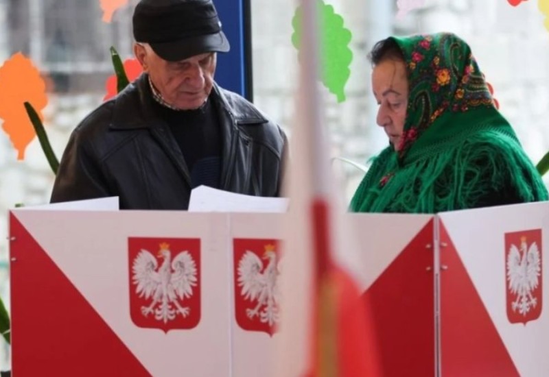 IZBORI U POLJSKOJ: Kačinjskom i desnici najviše glasova, Tusk i centar ipak bliži većini