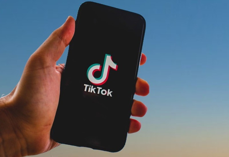 TikTok smanjuje broj zaposlenih u Rusiji
