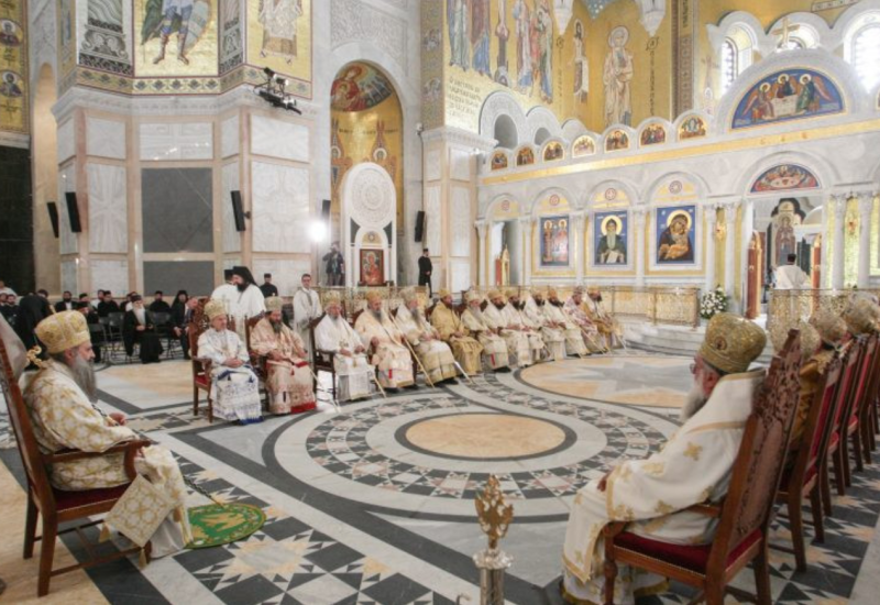 Stotinu patrijarških stipendija za učenike i studente sa Kosova i Metohije