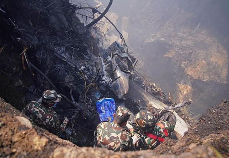 Suprug kopilotkinje palog aviona poginuo u avio-nesreći 2006.