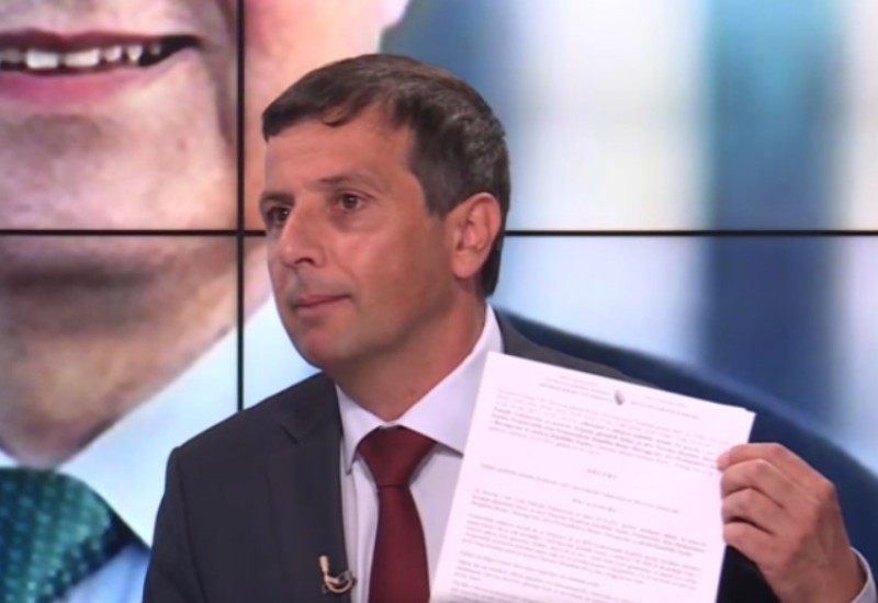 VUKANOVIĆ: Zašto Džakula nije suspendovao Jelenu Majstorović i uhapšene službenike UIO BIH?