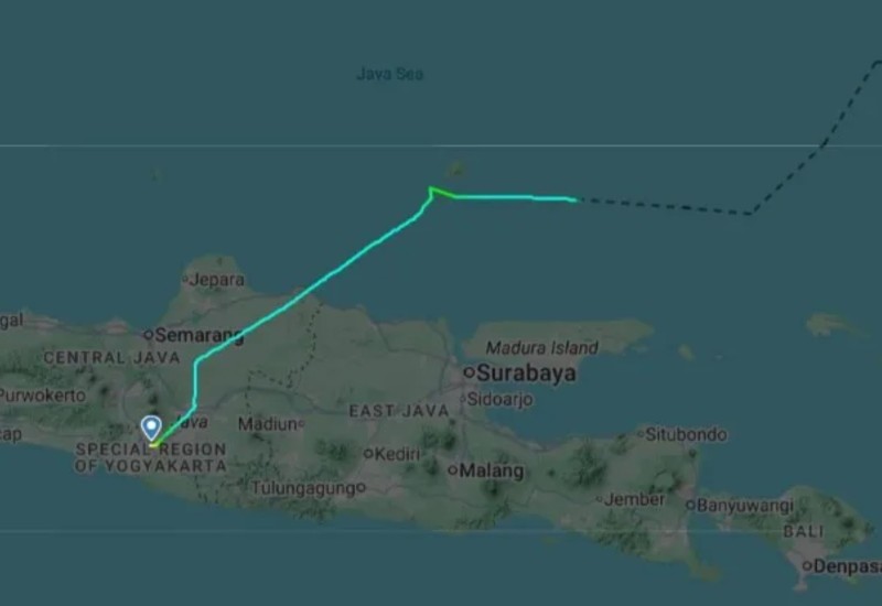Nestao avion u Indoneziji: U letjelici bilo 11 osoba, potraga u toku