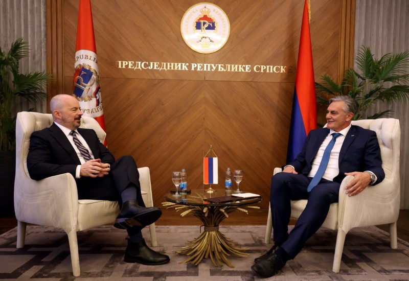 Ginkel čestitao predsjedniku Srpske Siniši Karanu, poručena spremnost SAD na saradnju