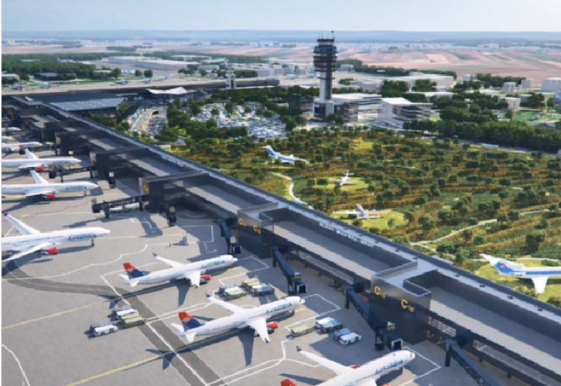 Avion vanredno sletion u Beograd zbog medicinskih razloga