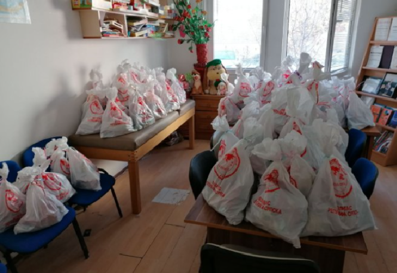 Humanitarnu akciju "Obradujmo vršnjake na Kosovu i Metohiji" podržalo 40 škola