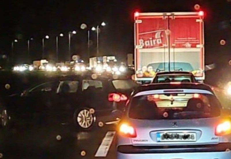Teška saobraćajka! Dvije osobe poginule, u smrskanim vozilima zarobljene još dvije