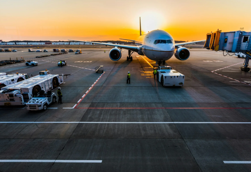 Globalni avio-saobraćaj poremećen: Zatvoren vazdušni prostor nad Bliskim istokom, masovna otkazivanja letova