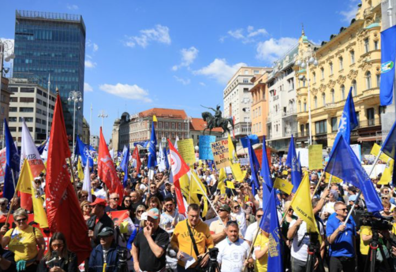 Sindikalni protest u Zagrebu: povećajte plate i penzije ili će 2028. biti vreme istine