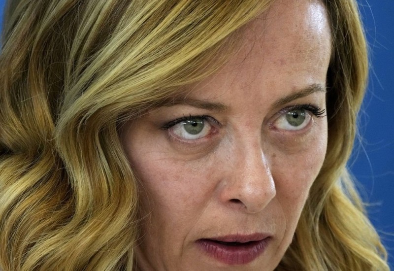 Novinarka mora da plati Melonijevoj 5.000 evra zbog ismijavanja njene visine