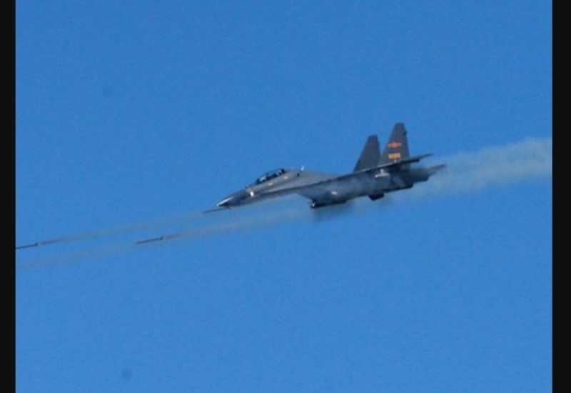 Uzbuna u Londonu, Kina angažuje pilote britanskih vazduhoplovnih snaga