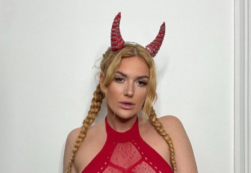 “Jednu koristim za dečka, a drugu za posao”: Žena rođena sa dvije vagine FOTO
