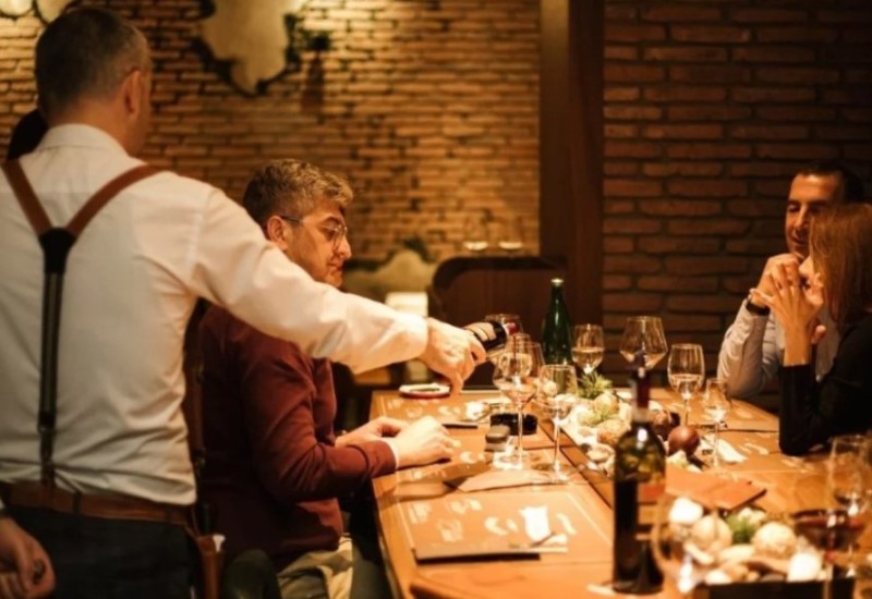 U ovim zemljama se nalaze najjeftiniji restorani: Tu možete biti usluženi za manje od 2 dolara