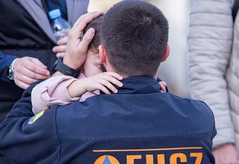 Spasioci iz FBiH vratili se u Sarajevo, emotivni susret sa porodicom i prijateljima