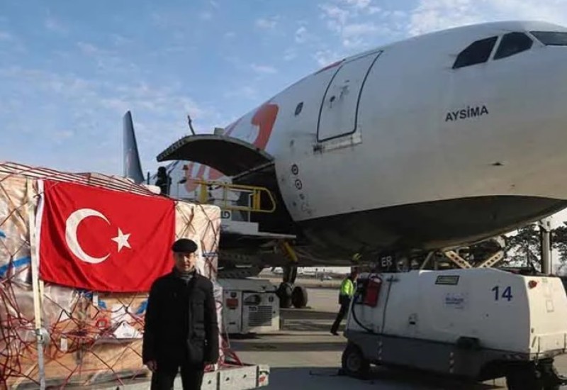 Avion sa pomoći krenuo iz Beograda za Tursku