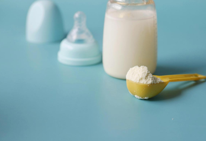 Otrov za pacove pronađen u hrani za bebe, hitno povlačenje iz prodavnica