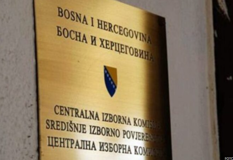 CIK BIH oduzeo mandat Dodikovom savjetniku