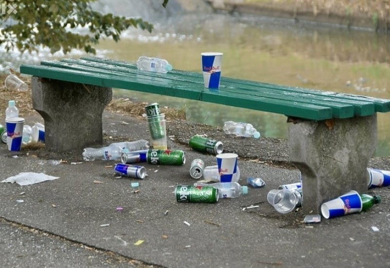OD GLAMURA DO OČAJA Sramotan prizor na poznatom šetalištu Sarajevu nakon SFF
