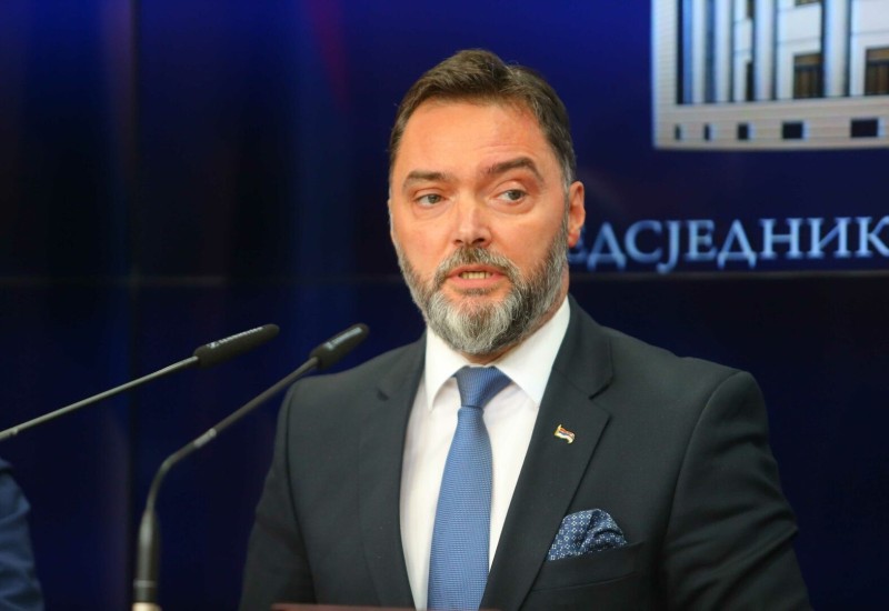 Košarac poručio Trivićevoj: Bolje je ćutati i biti smatran neznalicom, nego progovoriti i otkloniti svaku sumnju