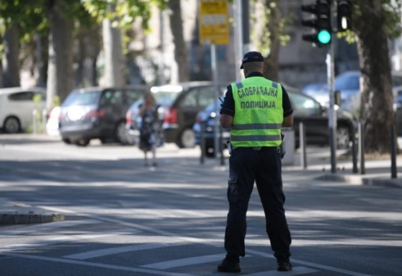 Tužiteljka službenim vozilom teško povrijedila pješaka na zelenom