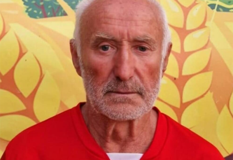 Superdeka: Ima 73 godine, na terenu provodi svih 90 minuta