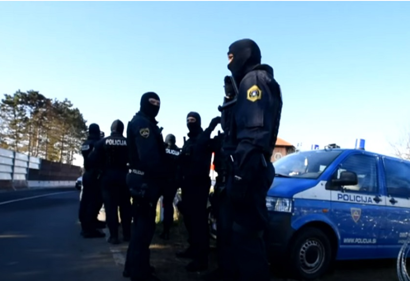 Hrvatski granični policajci pronašli 20 ilegalnih migranata