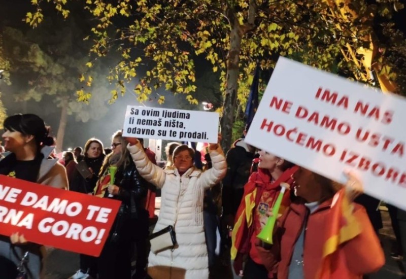 Politička kriza u Crnoj Gori: Đukanovićeve pristalice i sutra protestuju