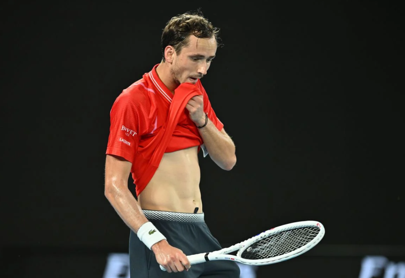 Novi šok u Melburnu: Ispao i Medvedev