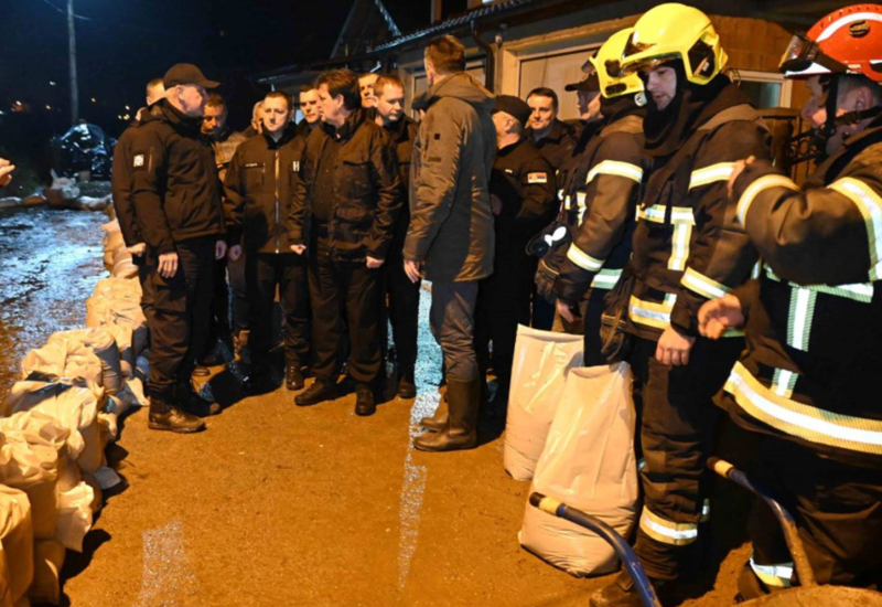 Vanredna situacija zbog poplava u Zubinom Potoku i Leposaviću