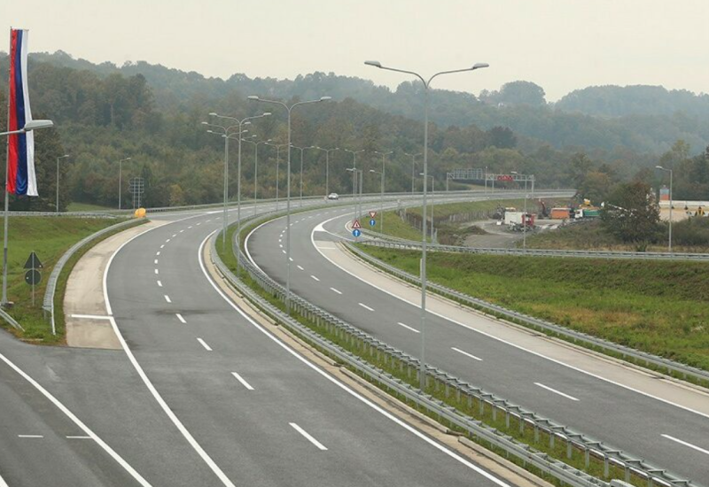 Bez konkurencije i s milionskim ugovorima: „DCM media“ i „QDEVS“ preuzimaju promociju autoputeva u Srpskoj