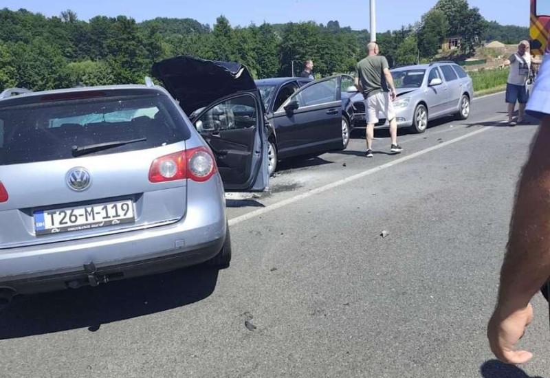 Teška nesreća kod Banjaluke: Poginule tri osobe, dvije teško povrijeđene